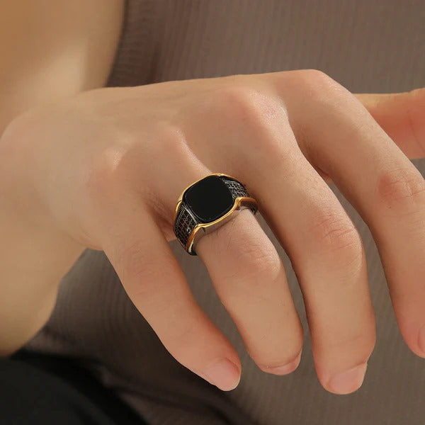 Men’s Stainless Steel Black Onyx Ring with Side Detailing